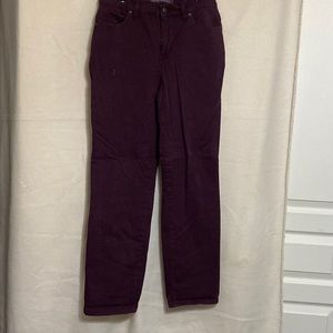 Maroon color jeans by Gloria Vanderbilt